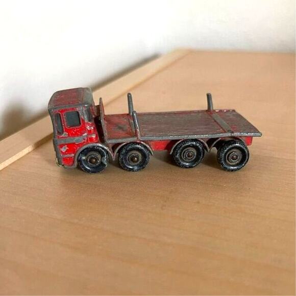 Vintage 1960s Matchbox Lesney No. 10 Leyland Pipe Truck Red Diecast Junkyard - Picture 7 of 10